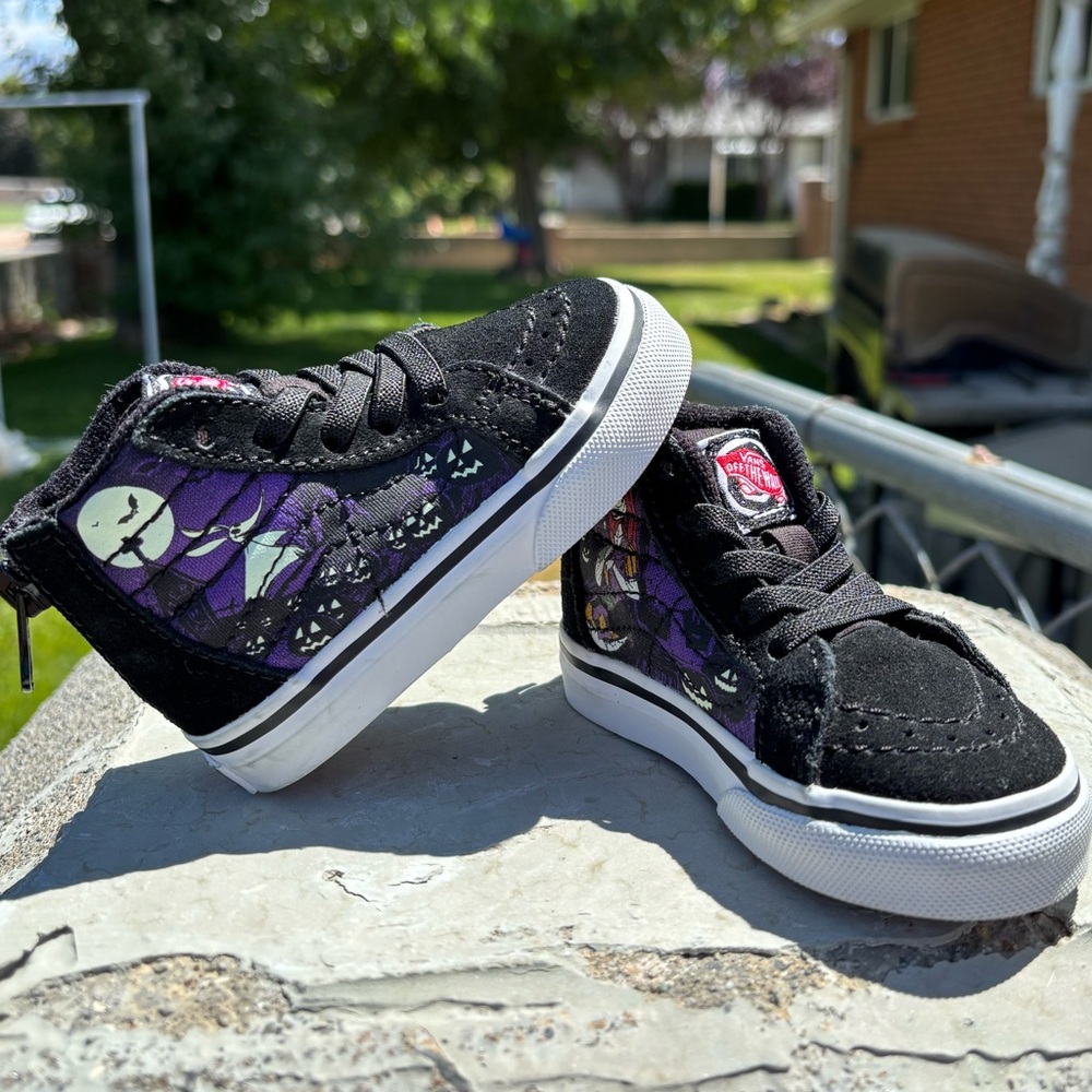 Vans X Disney The Nightmare Before Christmas Glow in the dark shoes